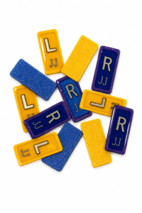 yellow and aurora purple rectangle markers